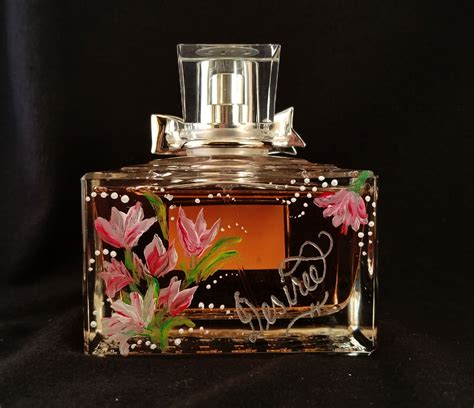 personalized perfume bottle engraving.